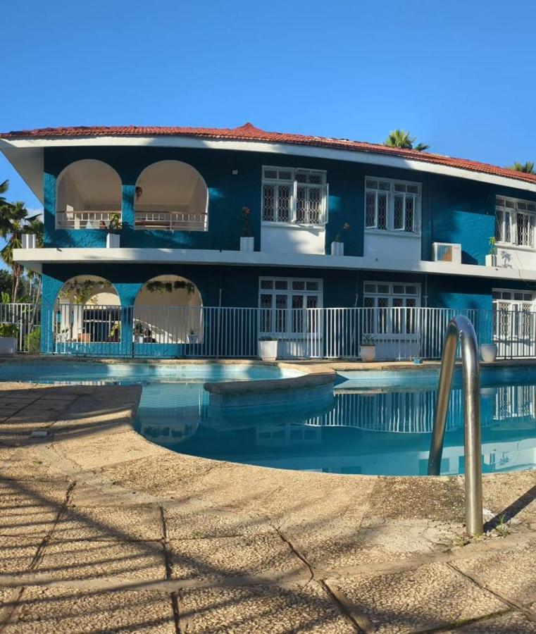 Gallivanters Hostel Dar es Salaam Exterior photo