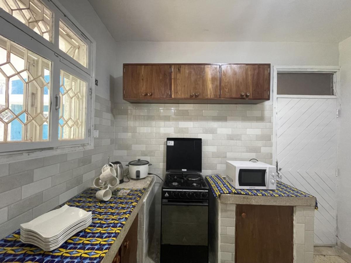 Gallivanters Hostel Dar es Salaam Exterior photo