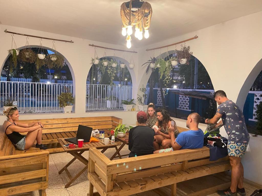 Gallivanters Hostel Dar es Salaam Exterior photo